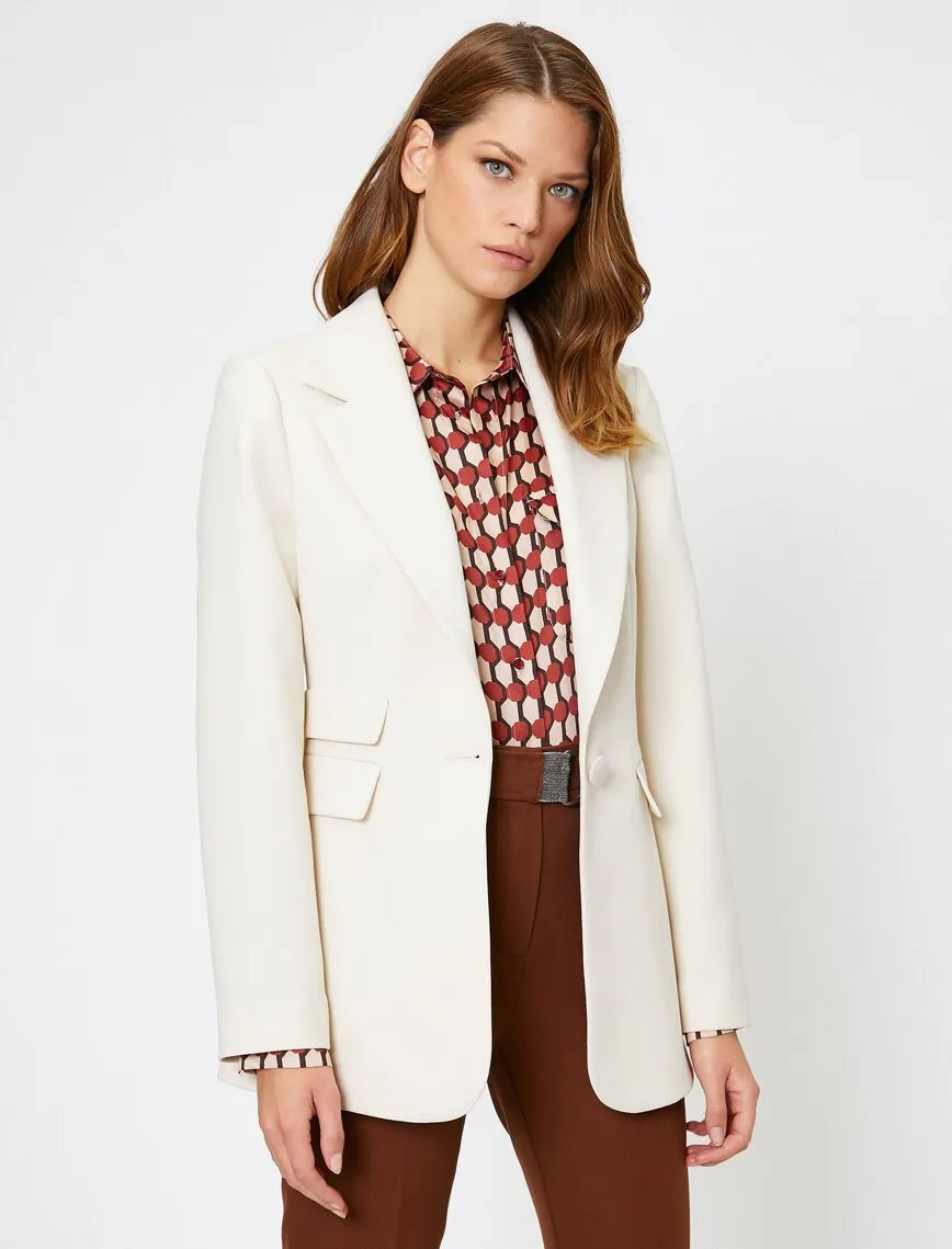 14937 Cream Classic Collar Jacket