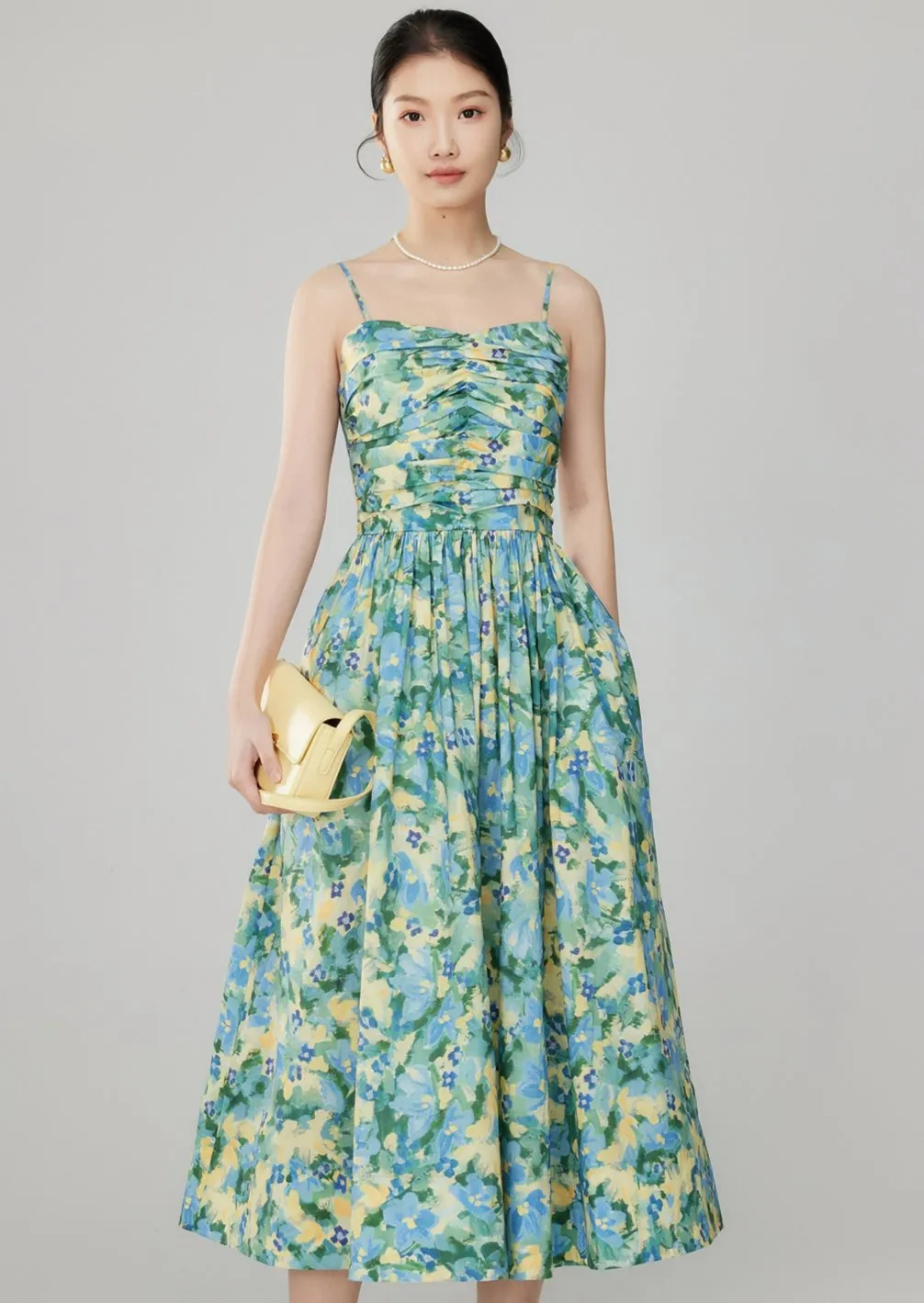 GATHERED CAMISOLE FLOWER DRESS