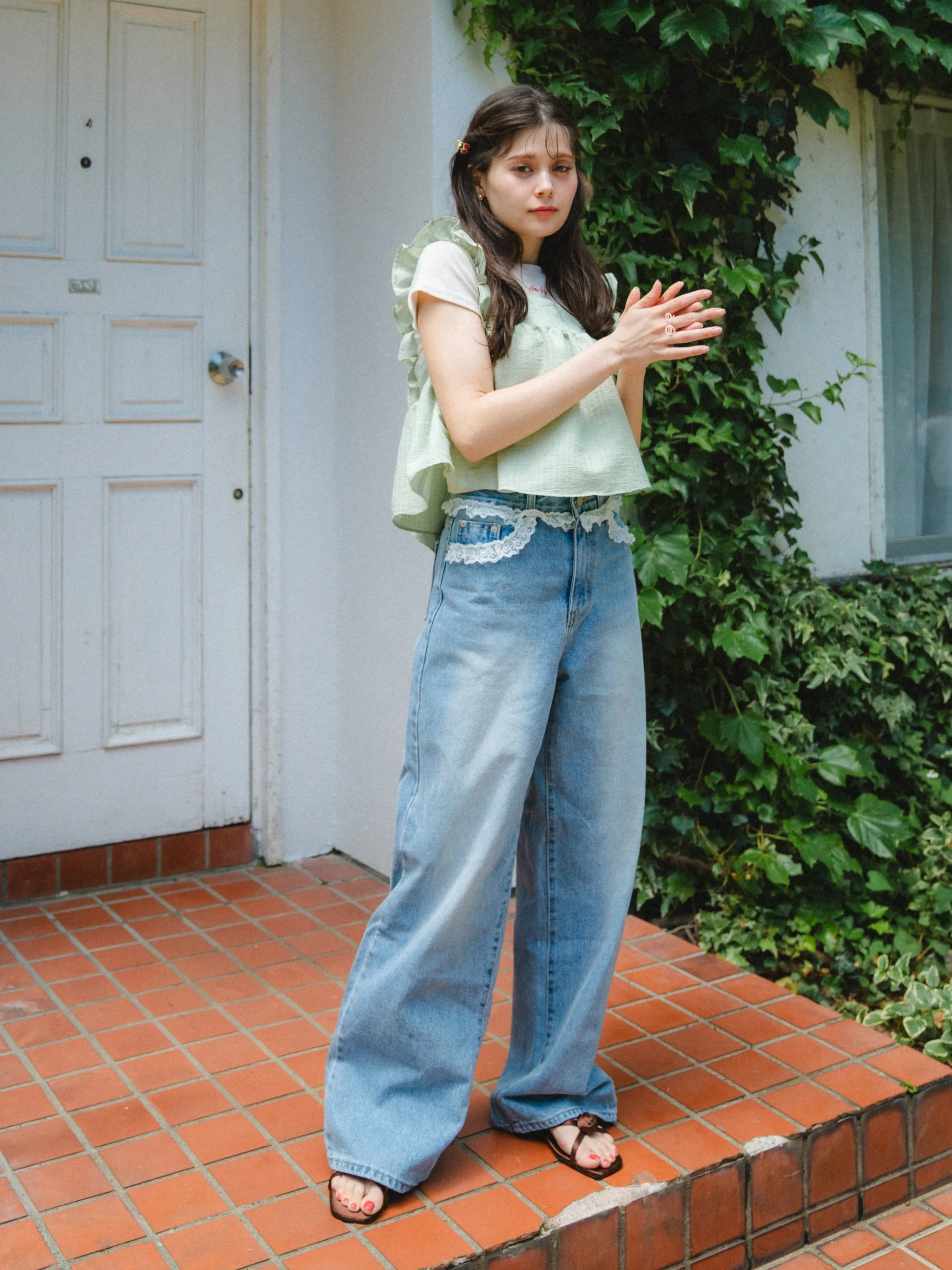 Lace Design Loose Jeans