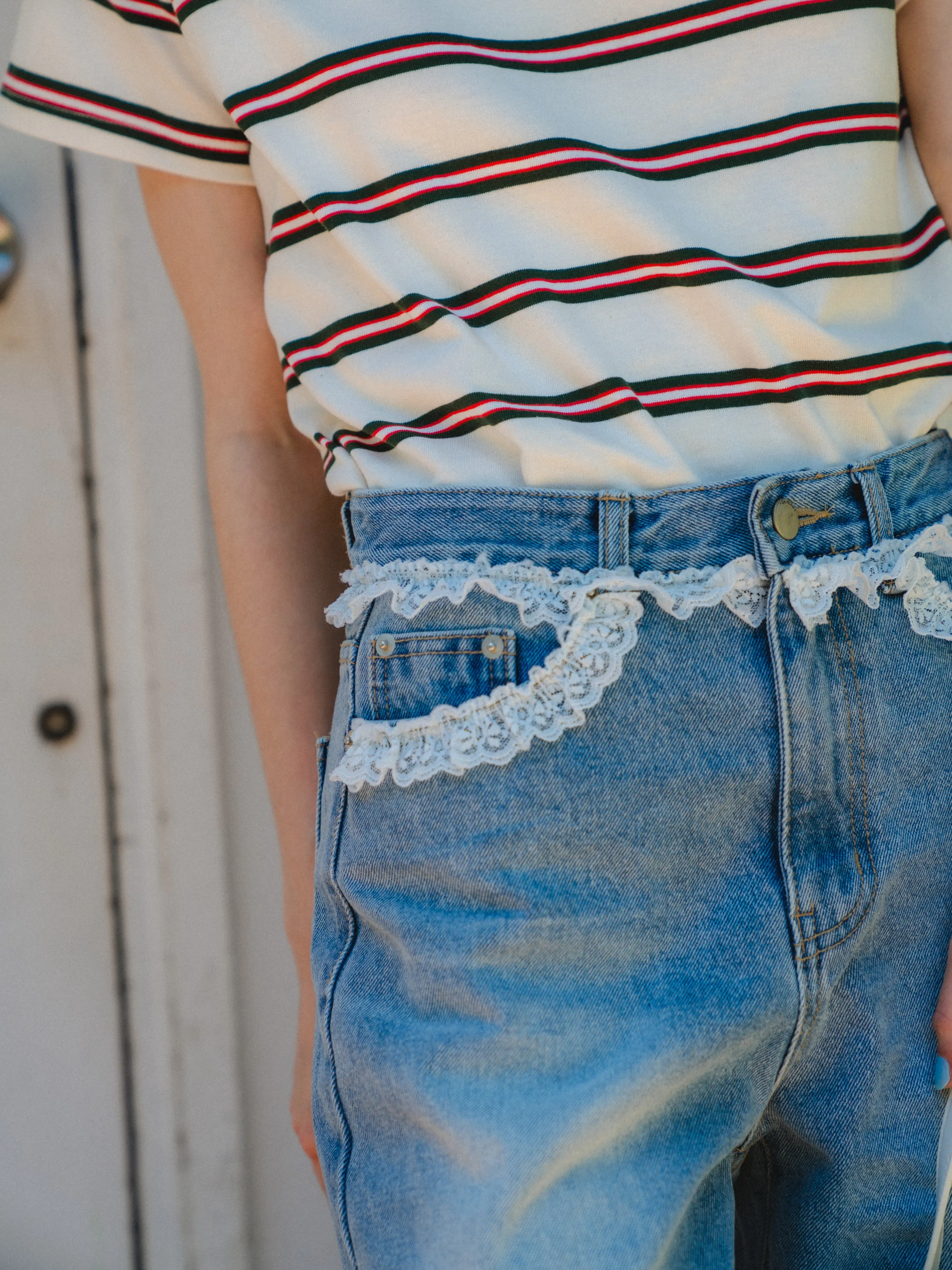 Lace Design Loose Jeans