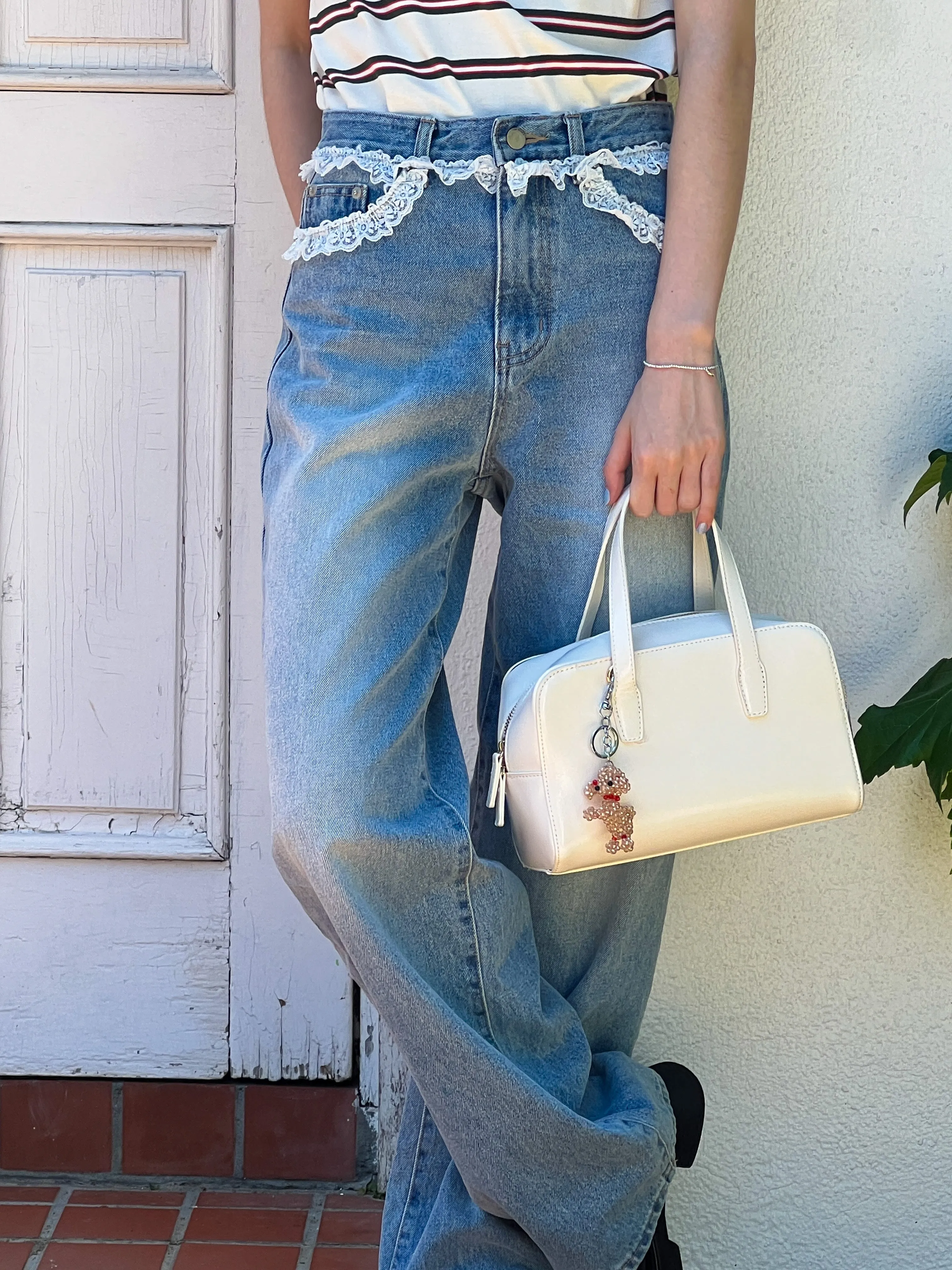 Lace Design Loose Jeans