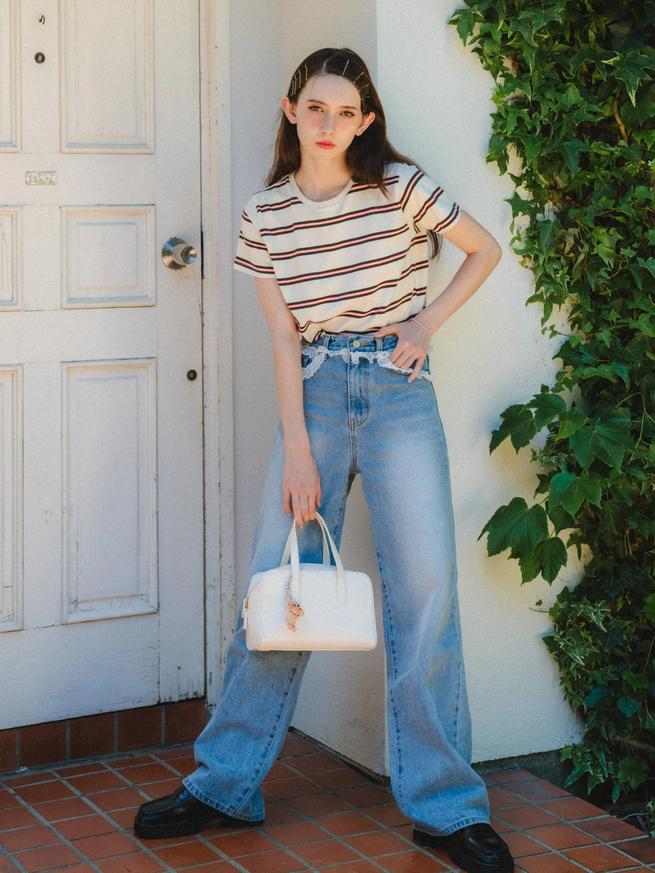 Lace Design Loose Jeans