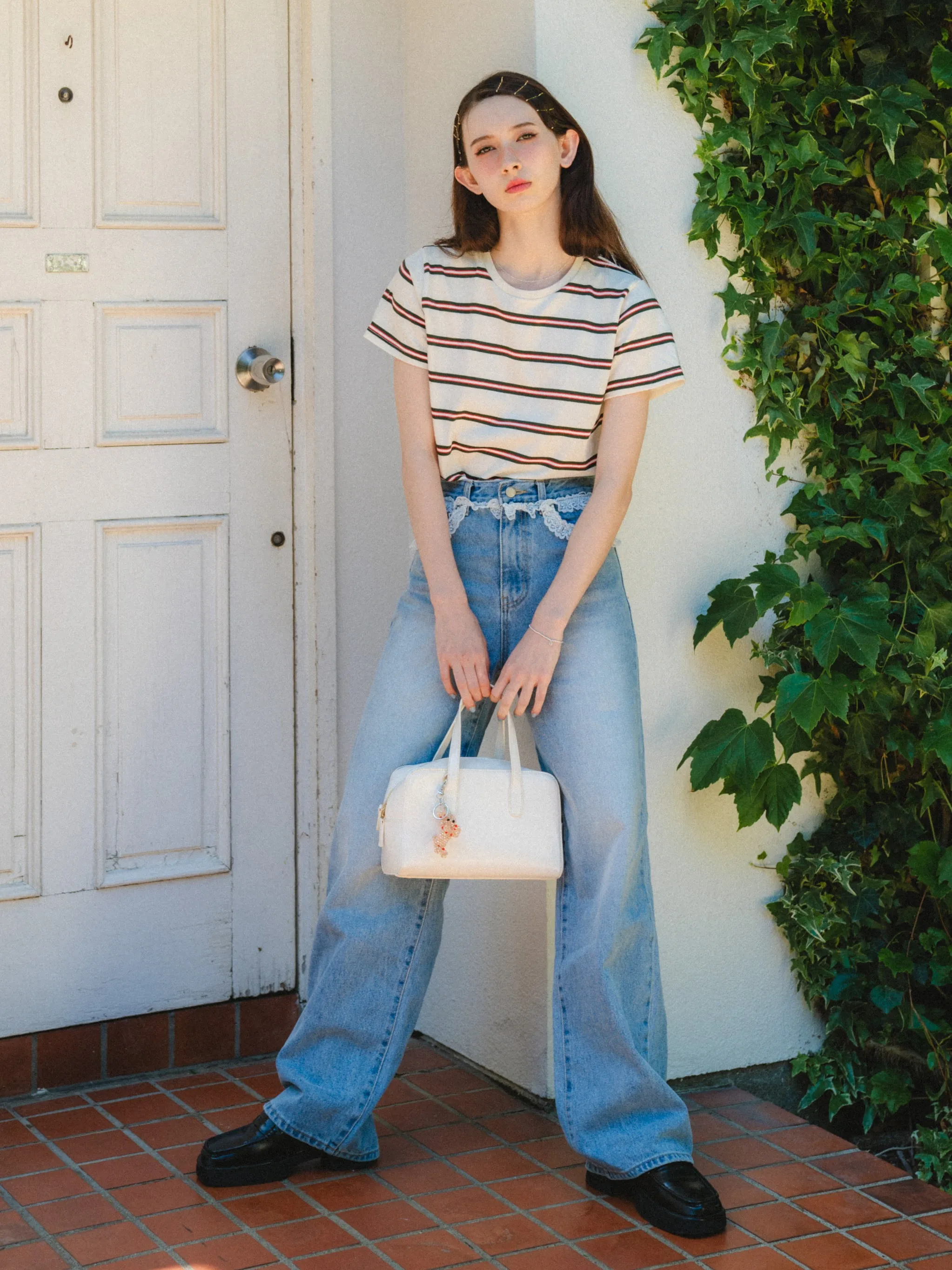 Lace Design Loose Jeans