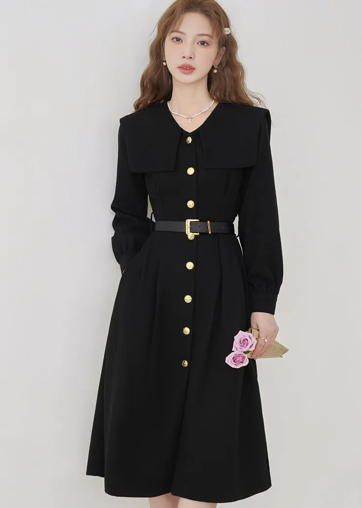 LARGE COLLAR BUTTON DRESS
