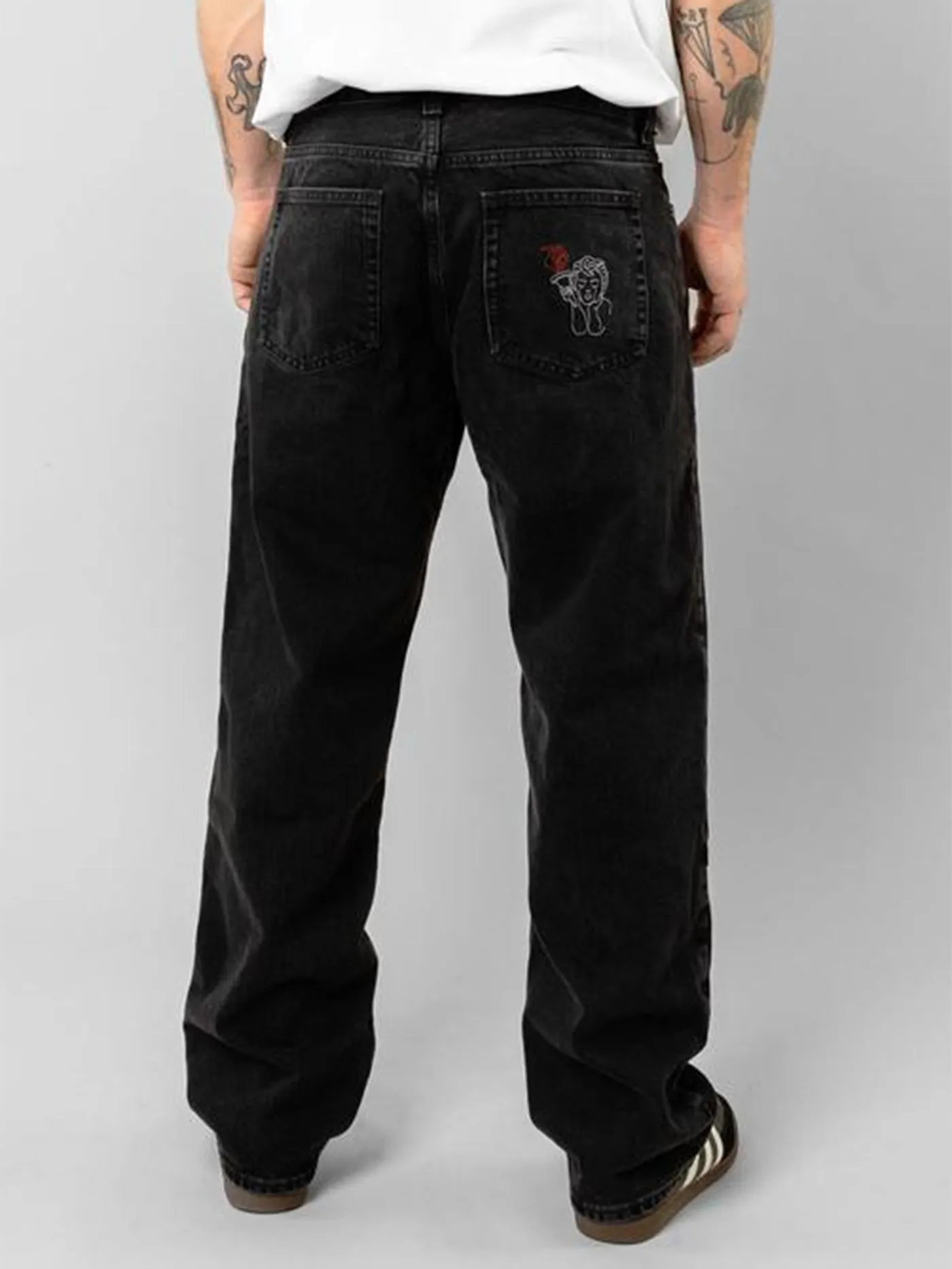 Loose Jeans