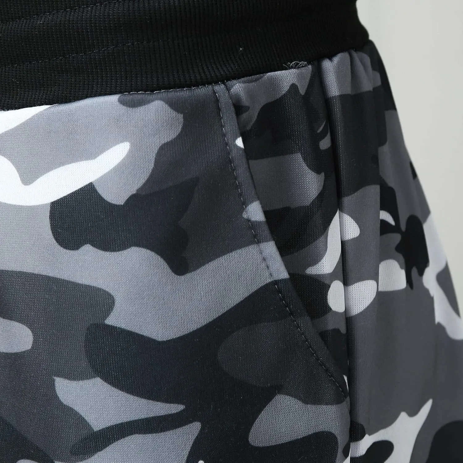 Men's Athletic Running Sports Pants Quick Dry Jogger Sweatpants Lightweight Breathable Workout Joggers Sports Pant