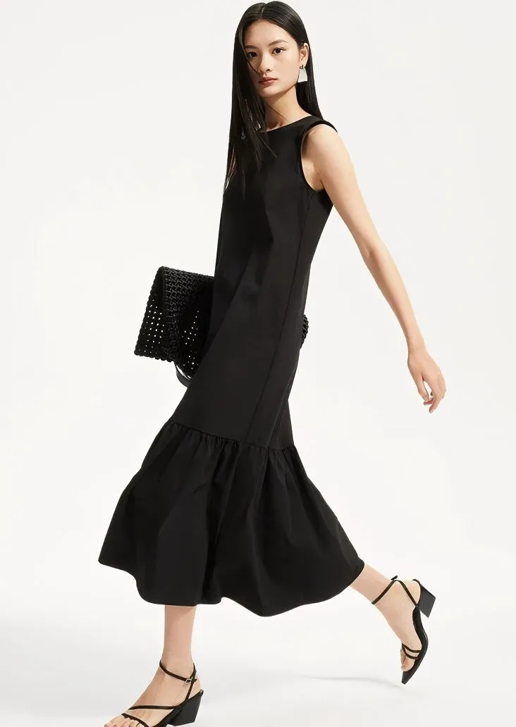 SLEEVELESS BACK CUT DRESS