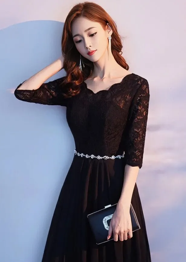 WAVE NECK LACE DRESS